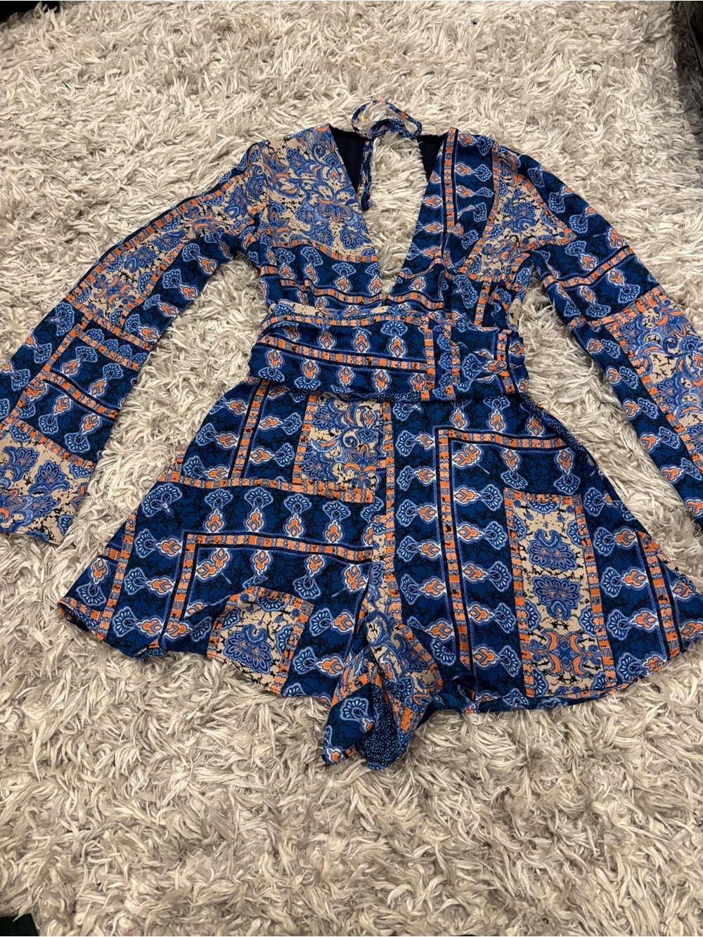 AKIRA Chicago Black Label Boho Paisley Romper Long Sleeve V-Neck Size Small NWOT
